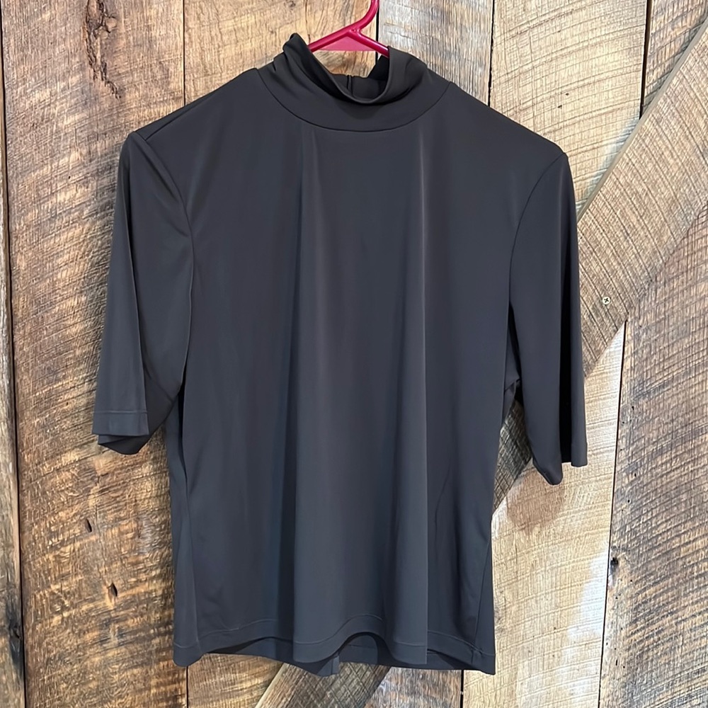 NWT Doncaster collection mock turtleneck short sleeve blouse